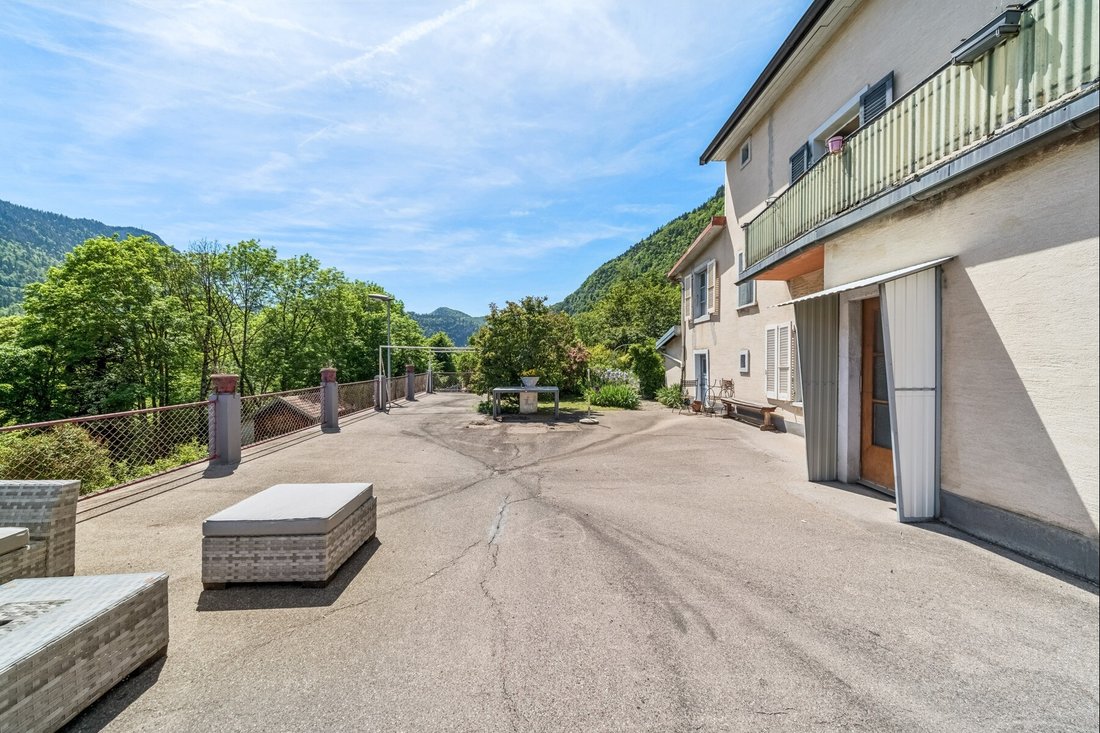 House in Vallorbe, Vaud, Switzerland 4 - 18223874