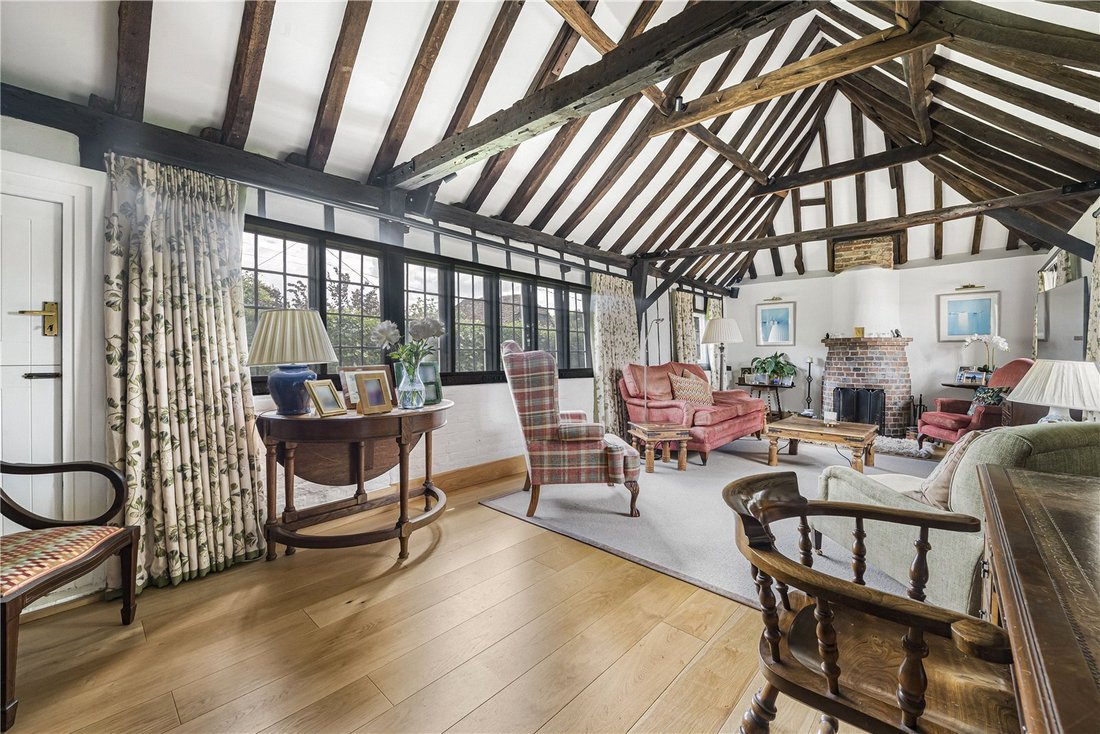 House in Fletching, England 4 - 18223703