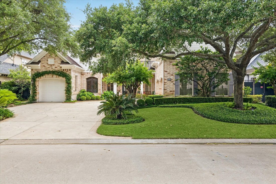 House in Houston, Texas, United States 3 - 18232198