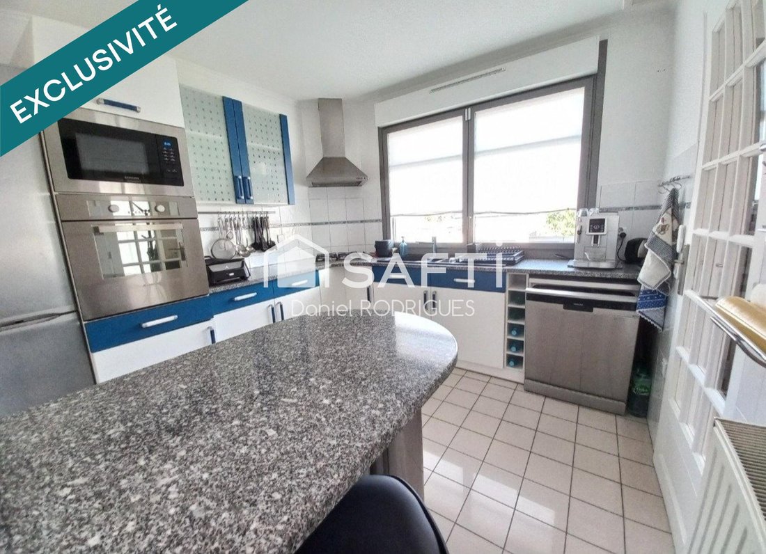 House in Bercheres Nord, Pontault-Combault, France 3 - 17514852
