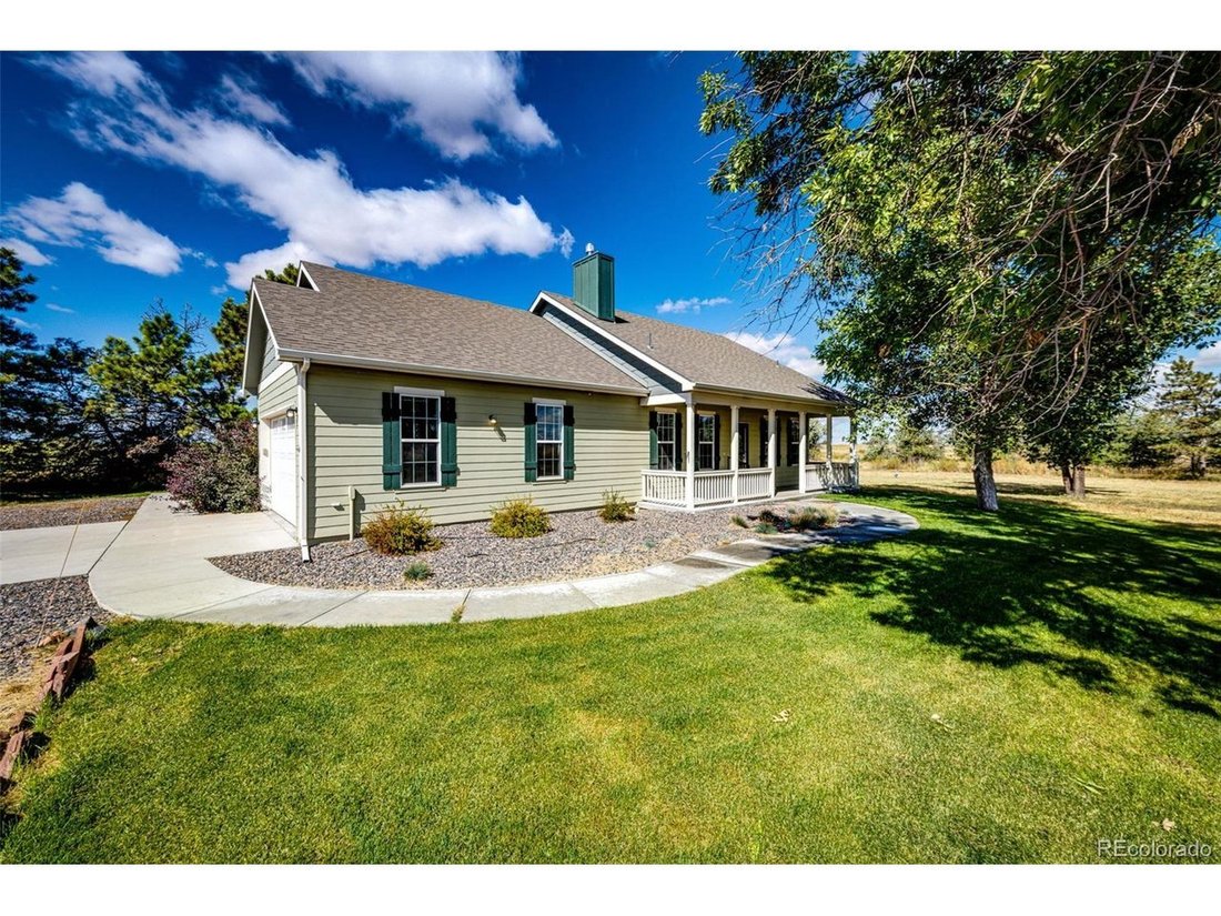 Farm Ranch in Strasburg, Colorado, United States 1 - 18233688