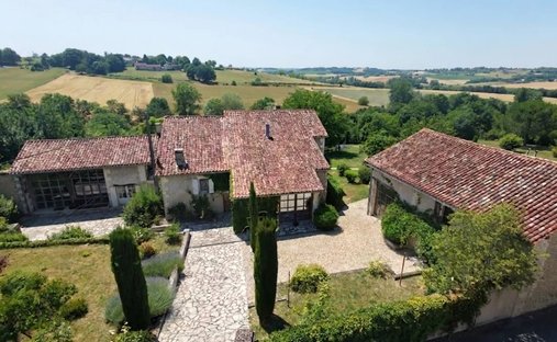 House in Bertric-Buree, Nouvelle-Aquitaine, France 1