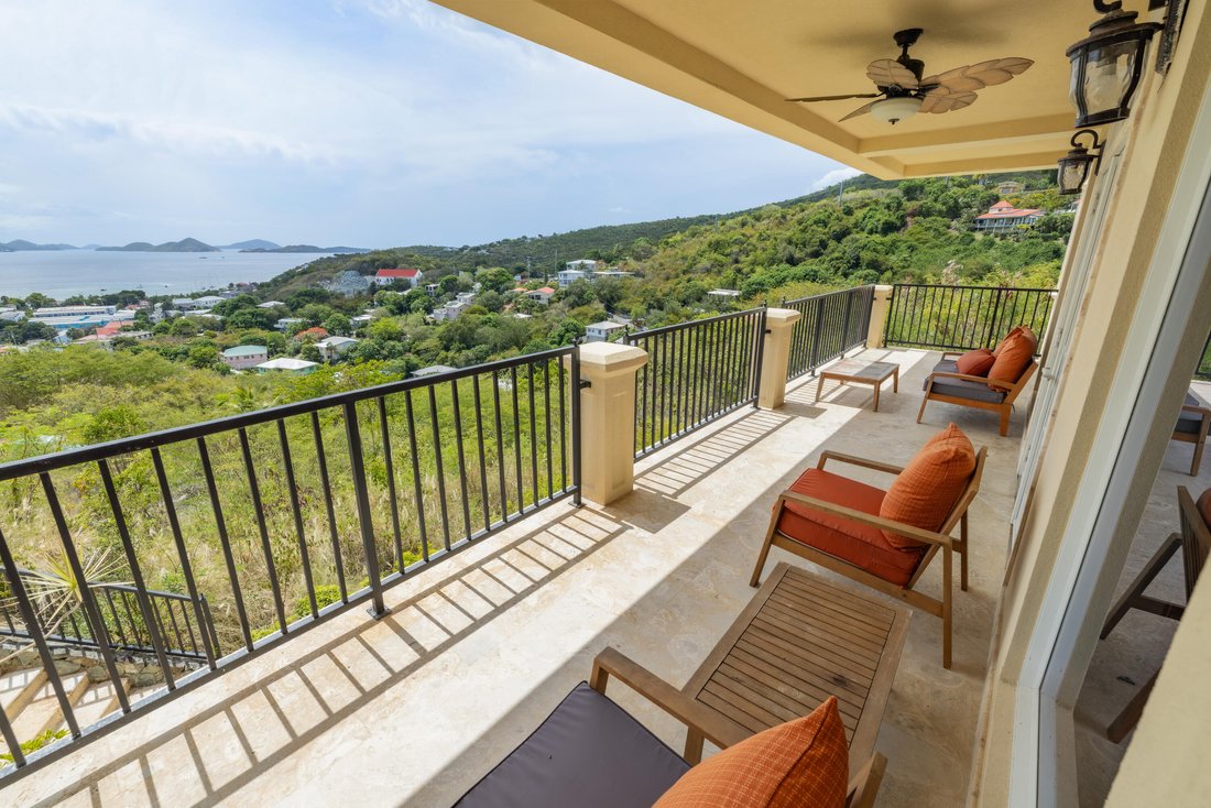 Condo in Cruz Bay, St. John, U.S. Virgin Islands 4 - 18228975