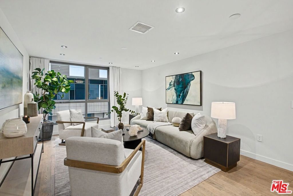 Condo in Santa Monica, California, United States 5 - 18123641