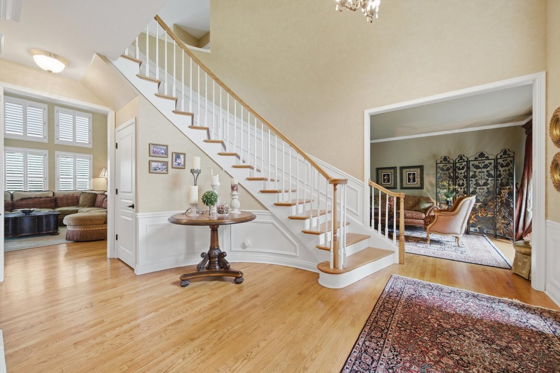 House in Algonquin, Illinois, United States 4 - 18227082