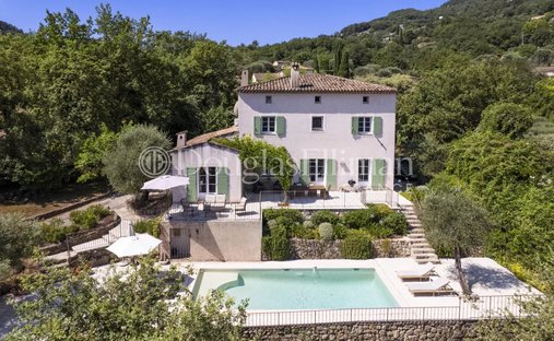 House in Châteauneuf-Grasse, Provence-Alpes-Côte d'Azur, France 1