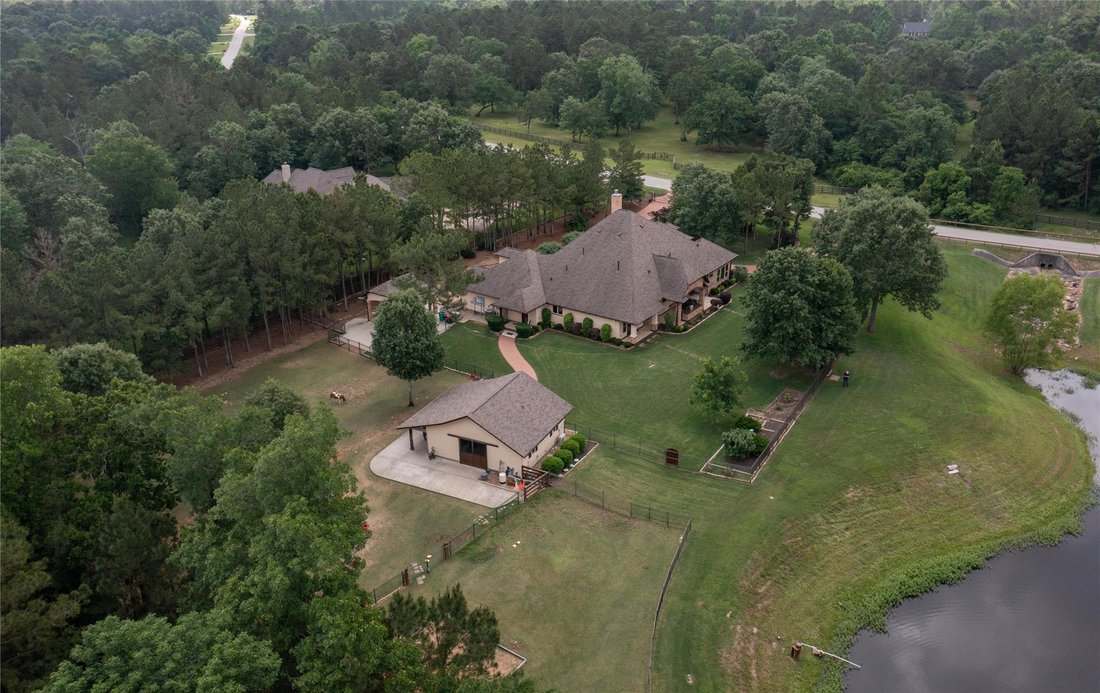 House in Montgomery, Texas, United States 1 - 18226551