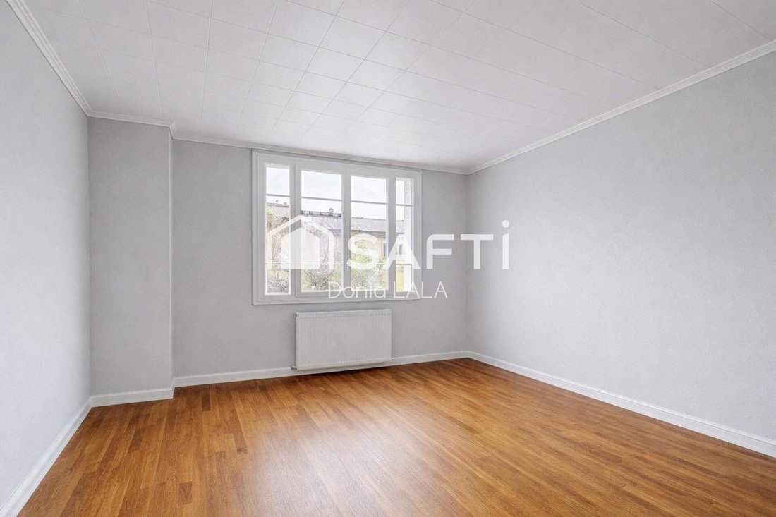 House in Creteil, Ile-de-France, France 4 - 18233377