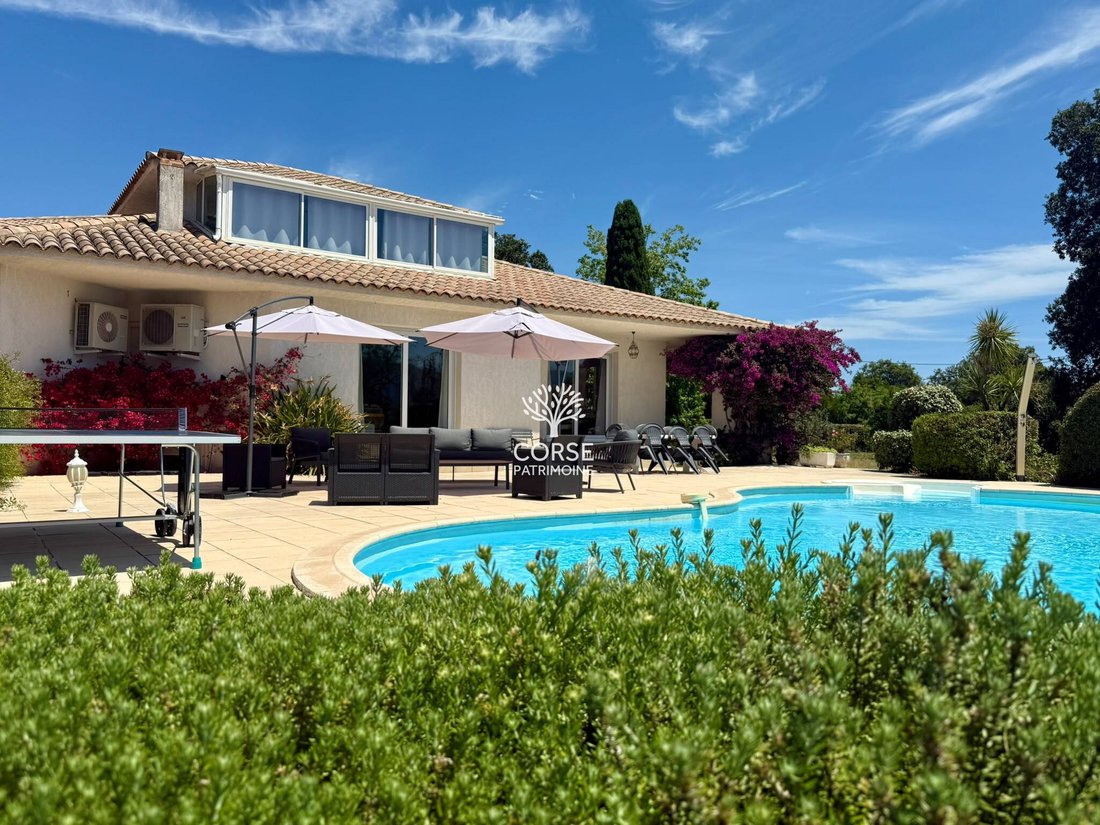 House in Ghisonaccia, Corsica, France 4 - 17972674
