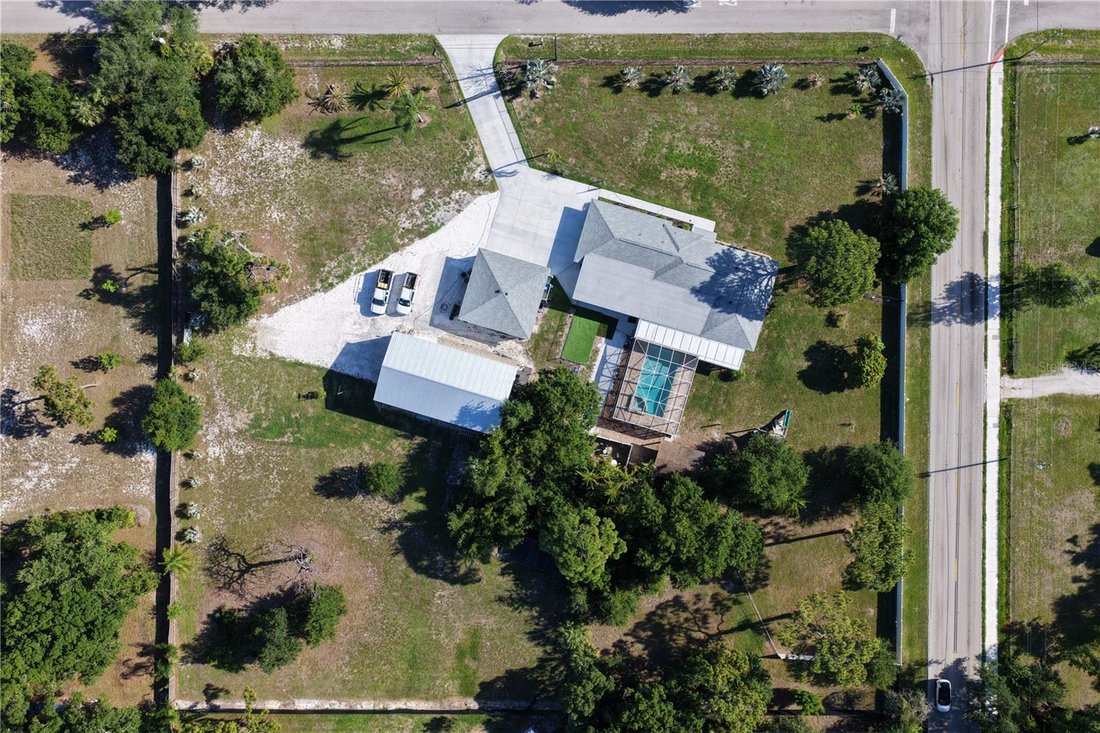 House in Sarasota, Florida, United States 4 - 18226438