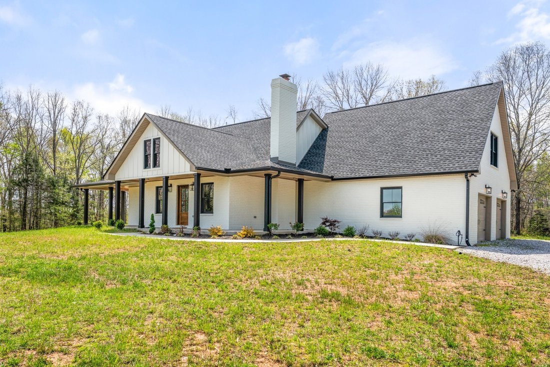 House in Dickson, Tennessee, United States 2 - 18226349
