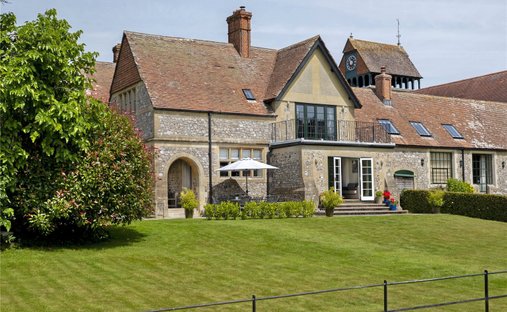 House in Combpyne, England 1