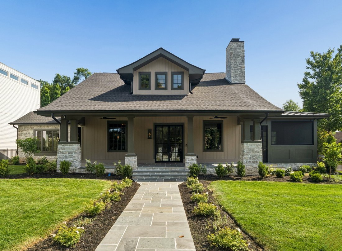 Co Op in Nashville, Tennessee, United States 1 - 18226386