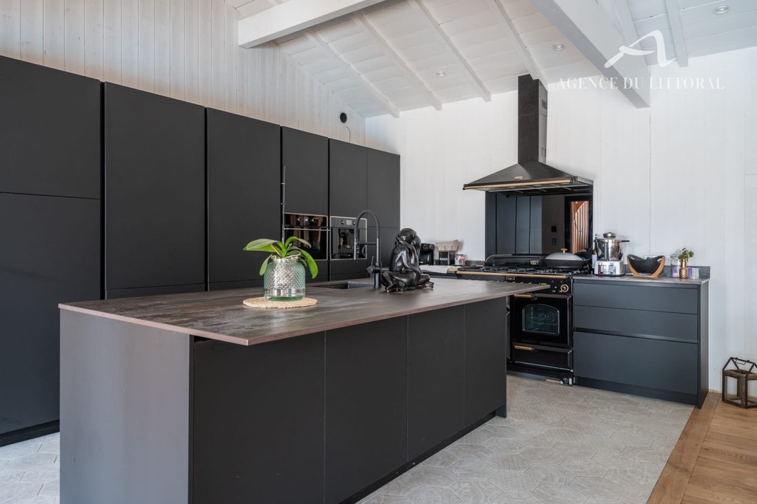 Villa in Ares, Nouvelle-Aquitaine, France 4 - 18226004