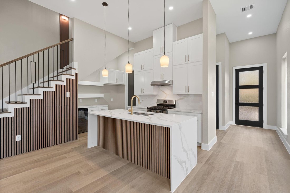 Houston, Texas, United States 3 - 18226549