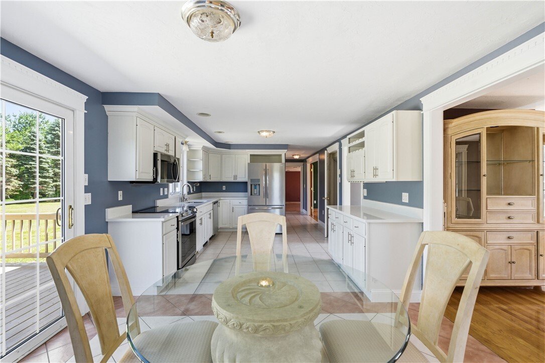 House in Uxbridge, Massachusetts, United States 3 - 18233809