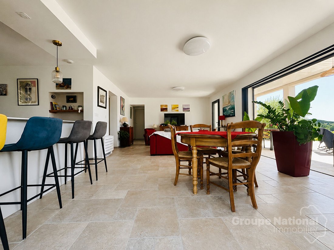 Villa in Goudargues, Occitania, France 4 - 18227896