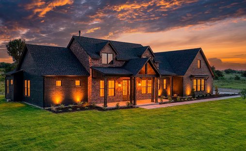 House in Weatherford, Texas, United States 1