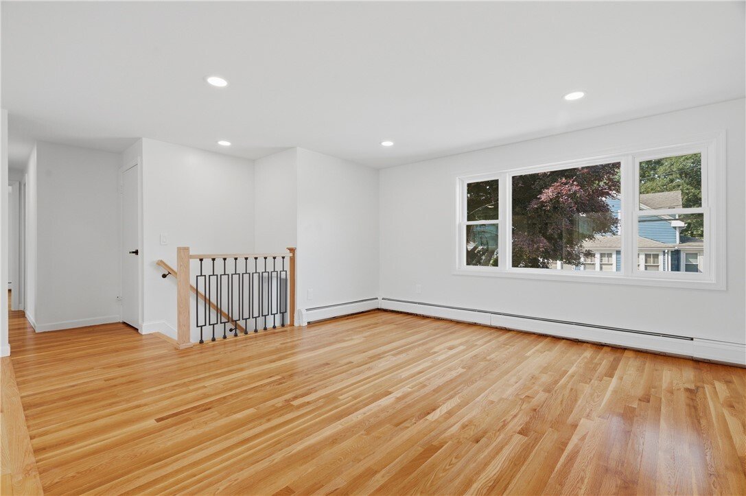 House in Cranston, Rhode Island, United States 4 - 18233805