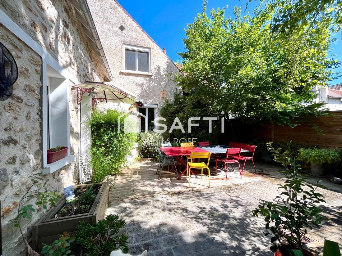House in Fontenay-le-Vicomte, Ile-de-France, France 5 - 18210601