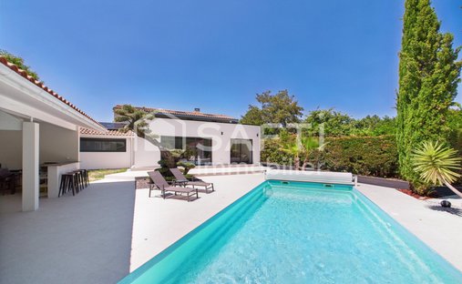 Casa en Saint-Aubin-de-Médoc, Nueva Aquitania, Francia 1