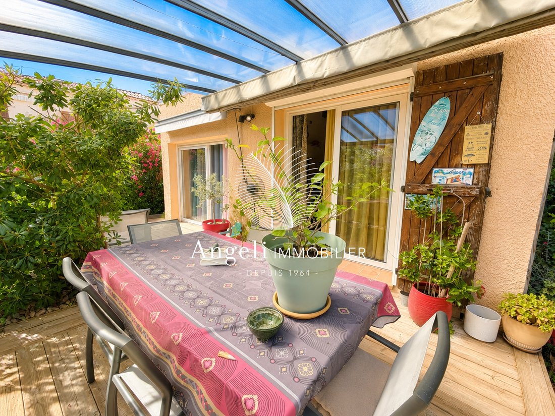 Casa a Fréjus, Provenza-Alpi-Costa Azzurra, Francia 2 - 18225926