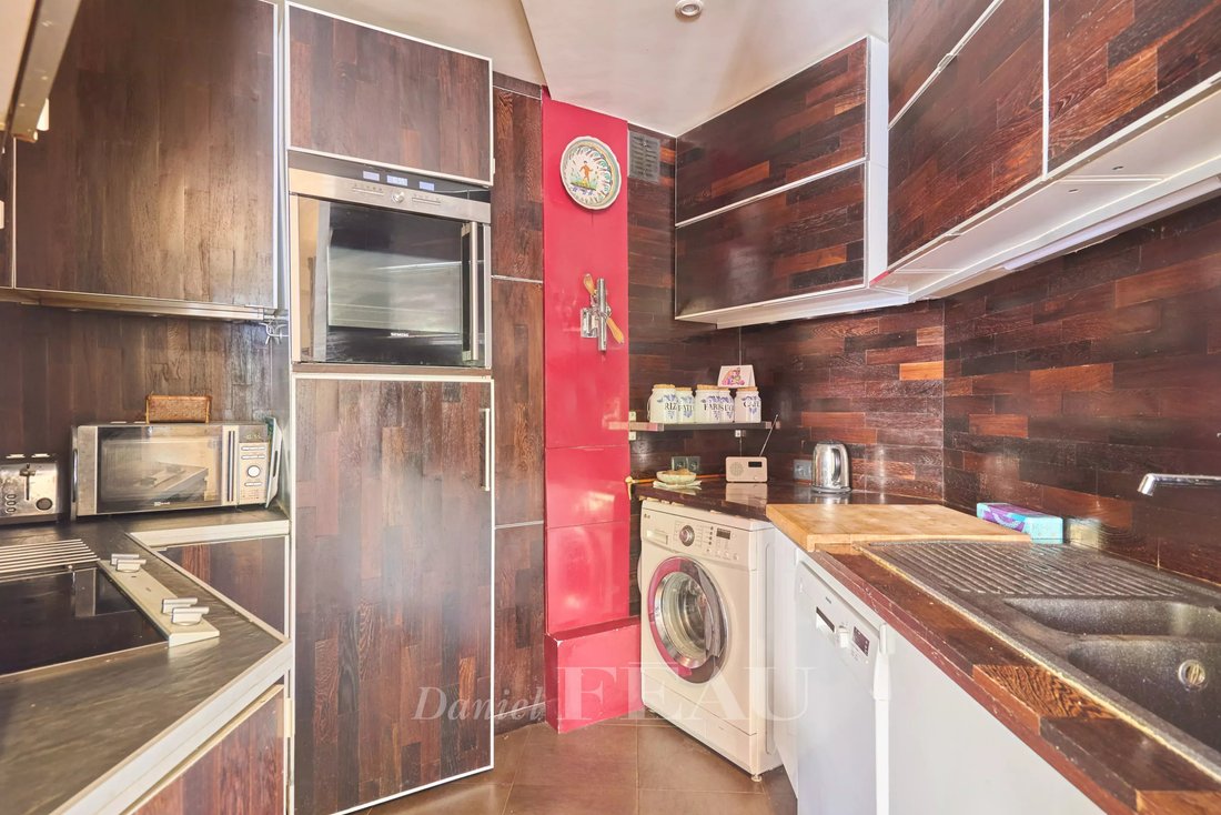 Apartment in Raspail-Montparnasse, Paris 14e Arrondissement, Paris 4 - 18224117