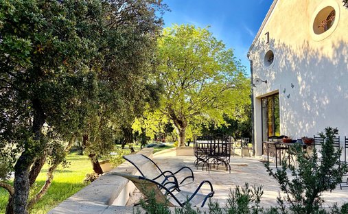Maison à Venasque, Provence-Alpes-Côte d'Azur, France 1