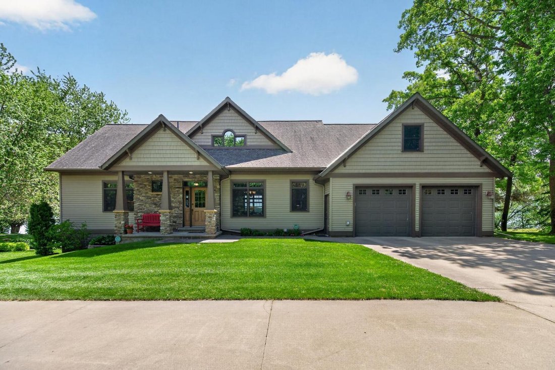 House in Sauk Centre, Minnesota, United States 2 - 18230957