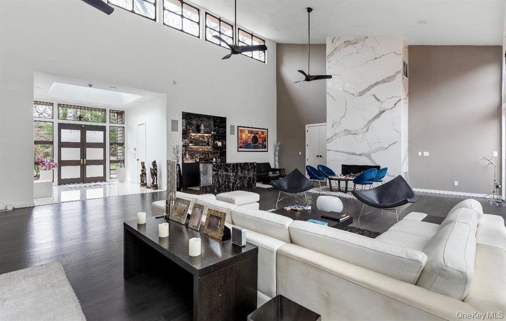 House in Woodbury, New York, United States 5 - 18232642
