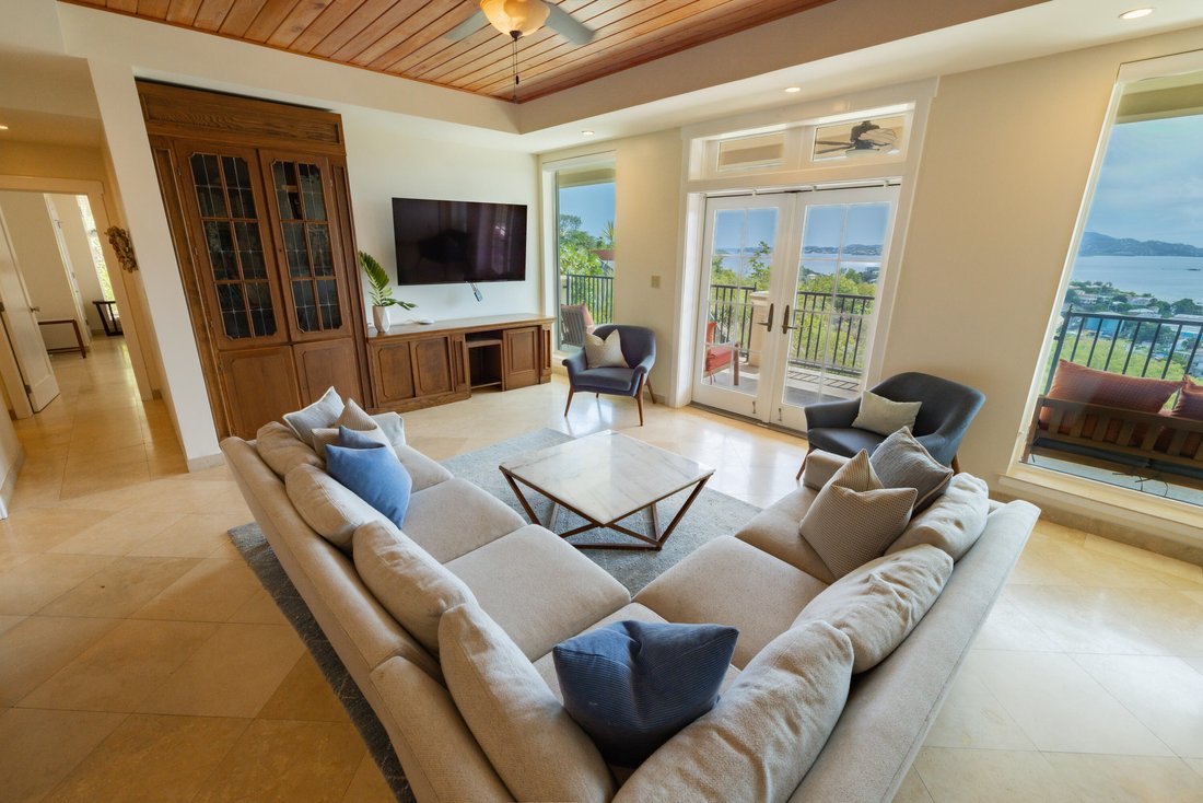 Condo in Cruz Bay, St. John, U.S. Virgin Islands 1 - 18228975