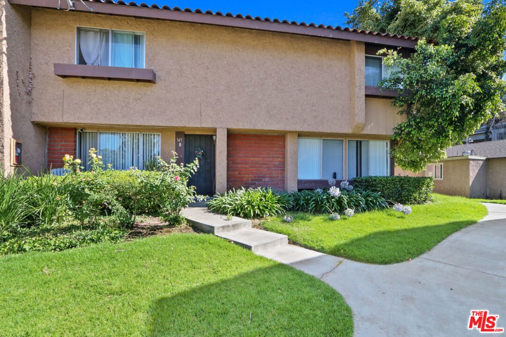 Placentia, California, United States 4 - 18233853