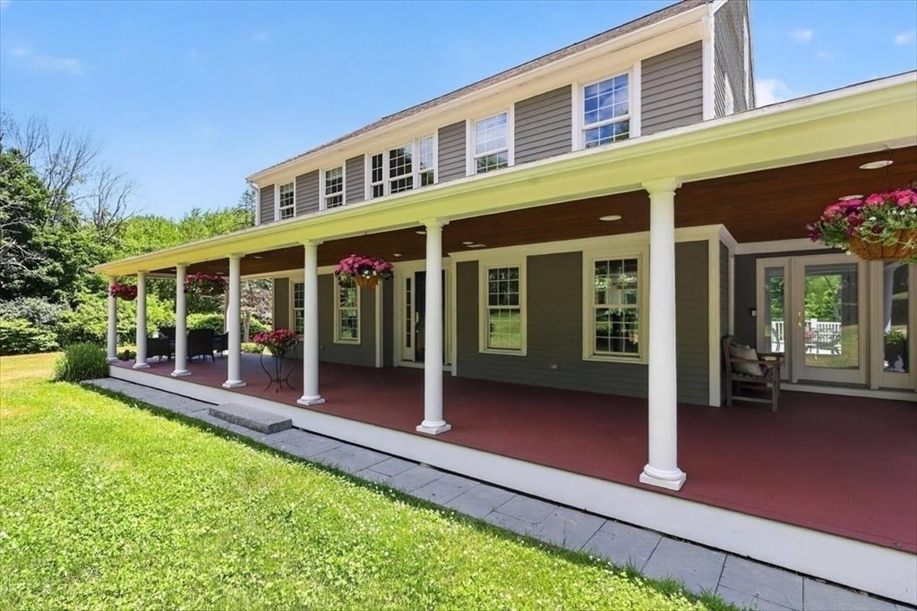 House in Hanover, Massachusetts, United States 2 - 18229437
