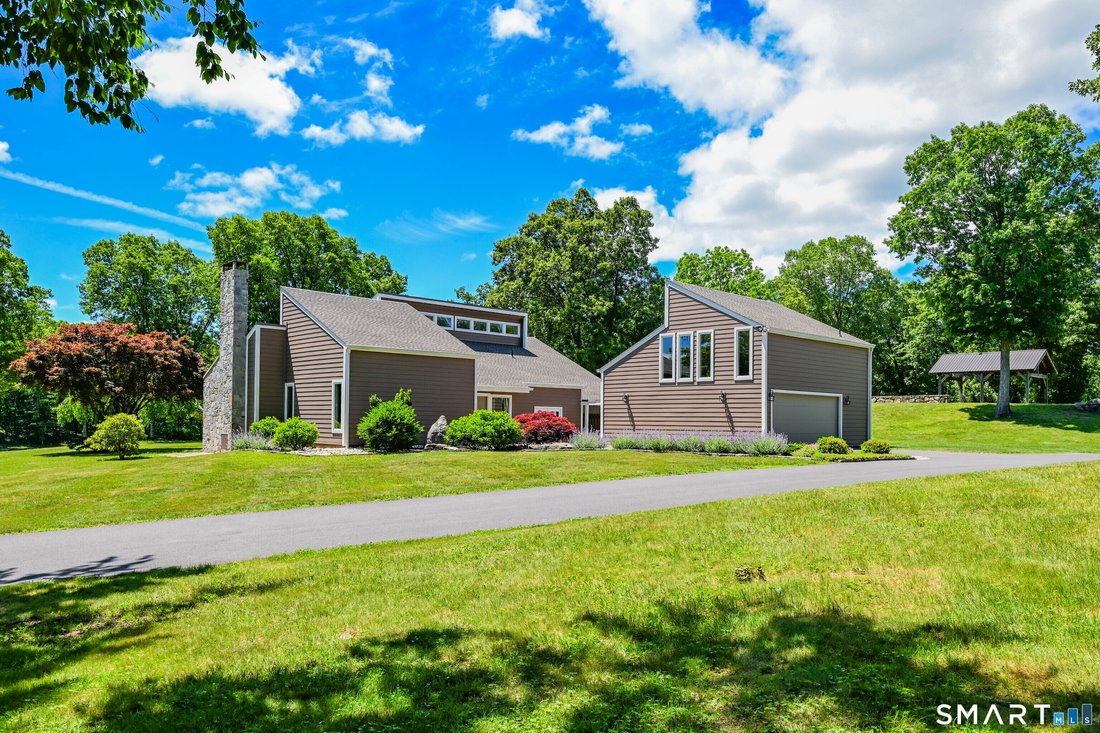 House in Bethlehem, Connecticut, United States 2 - 18231792