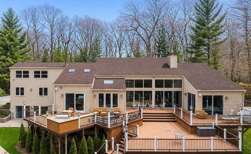 House in Woodbury, New York, United States 1