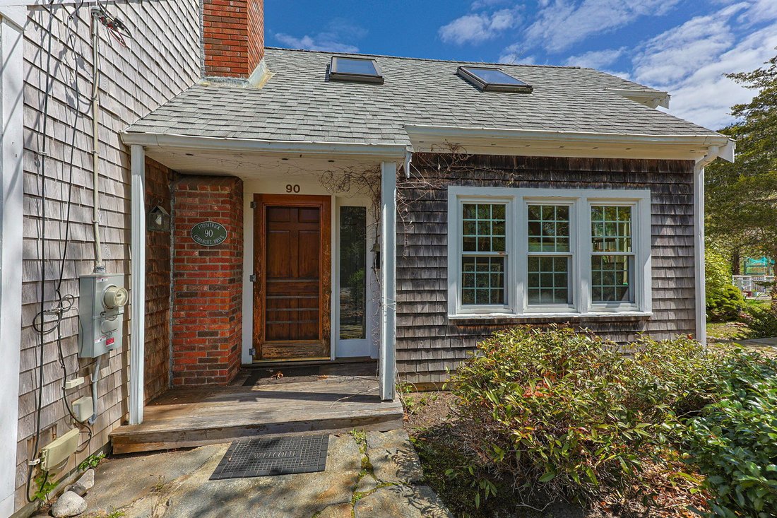 House in Falmouth, Massachusetts, United States 2 - 18224473