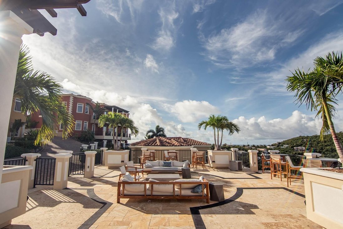 Condo in Cruz Bay, St. John, U.S. Virgin Islands 5 - 18228970