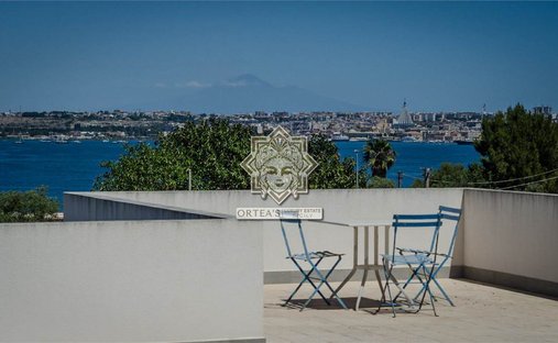 Villa in Ortigia, Sicily, Italy 1
