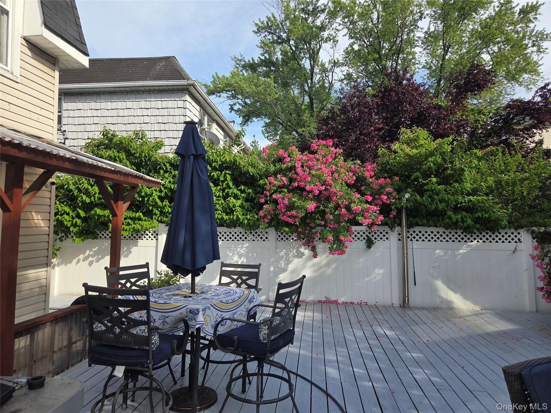 House in New York, New York, United States 2 - 18233764