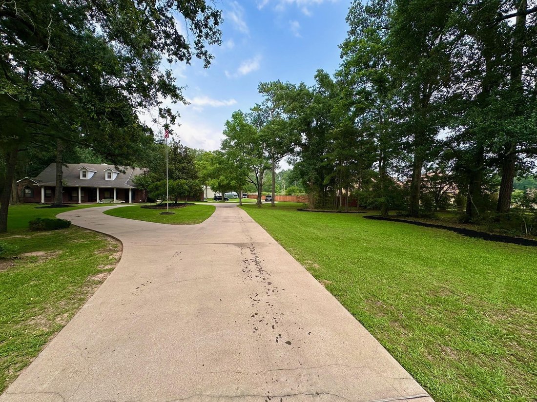 House in Conroe, Texas, United States 3 - 18232191