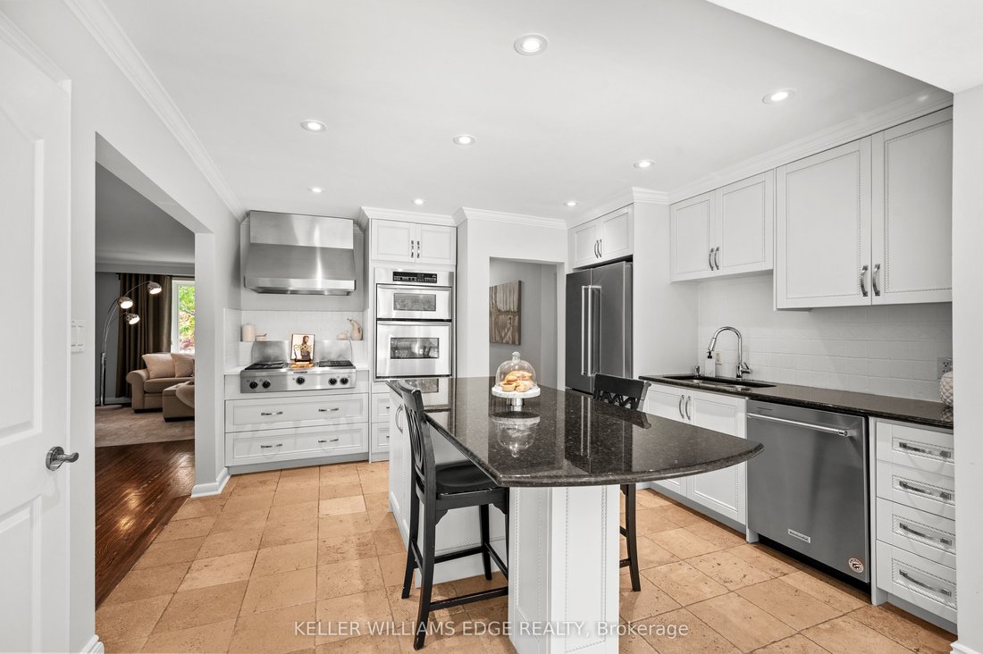 House in Mississauga, Ontario, Canada 4 - 18223569