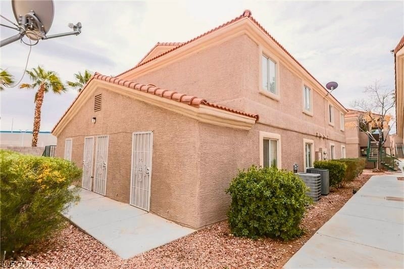Las Vegas, Nevada, United States 3 - 18229927