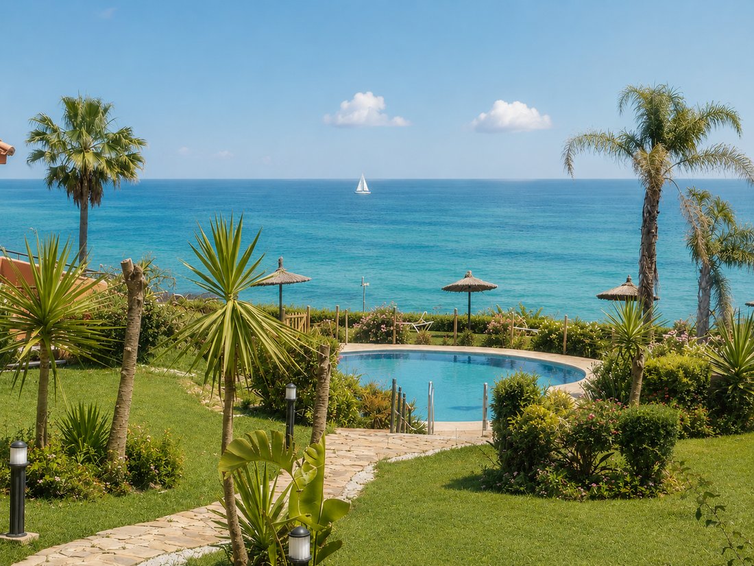 Apartment in Buenas Noches, Estepona, Spain 1 - 18230680