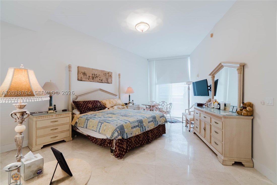 Condo in Sunny Isles Beach, Florida, United States 4 - 18230925