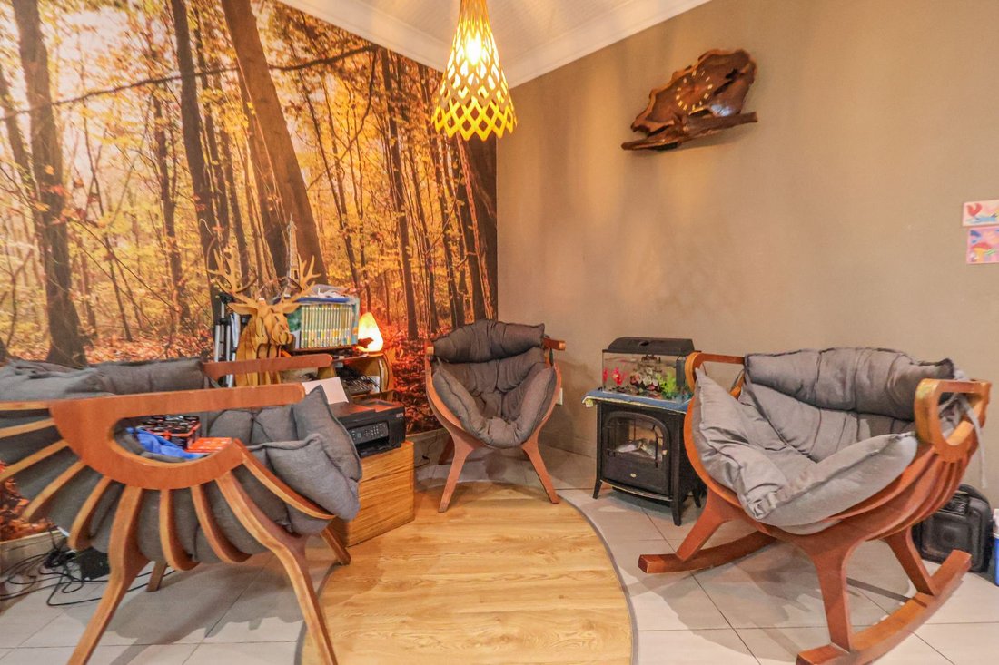 House in Glen Ashley, KwaZulu-Natal, South Africa 3 - 18223491