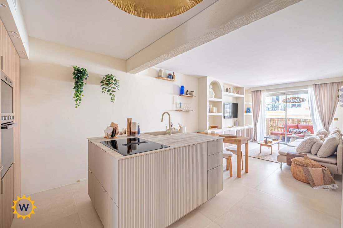 Wohnung in Le Port, Nizza, Frankreich 1 - 18044981