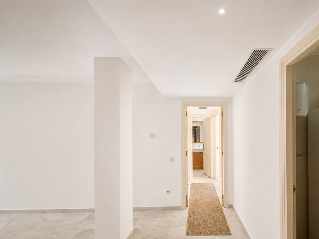 Apartment in Buenas Noches, Estepona, Spain 5 - 18230680