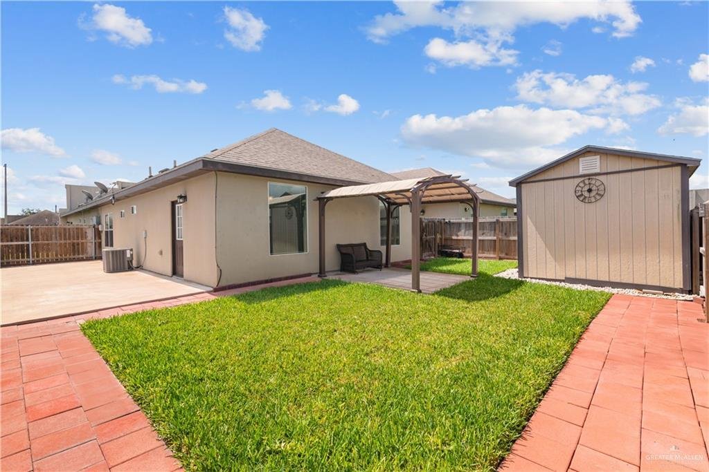 Edinburg, Texas, United States 4 - 18233654