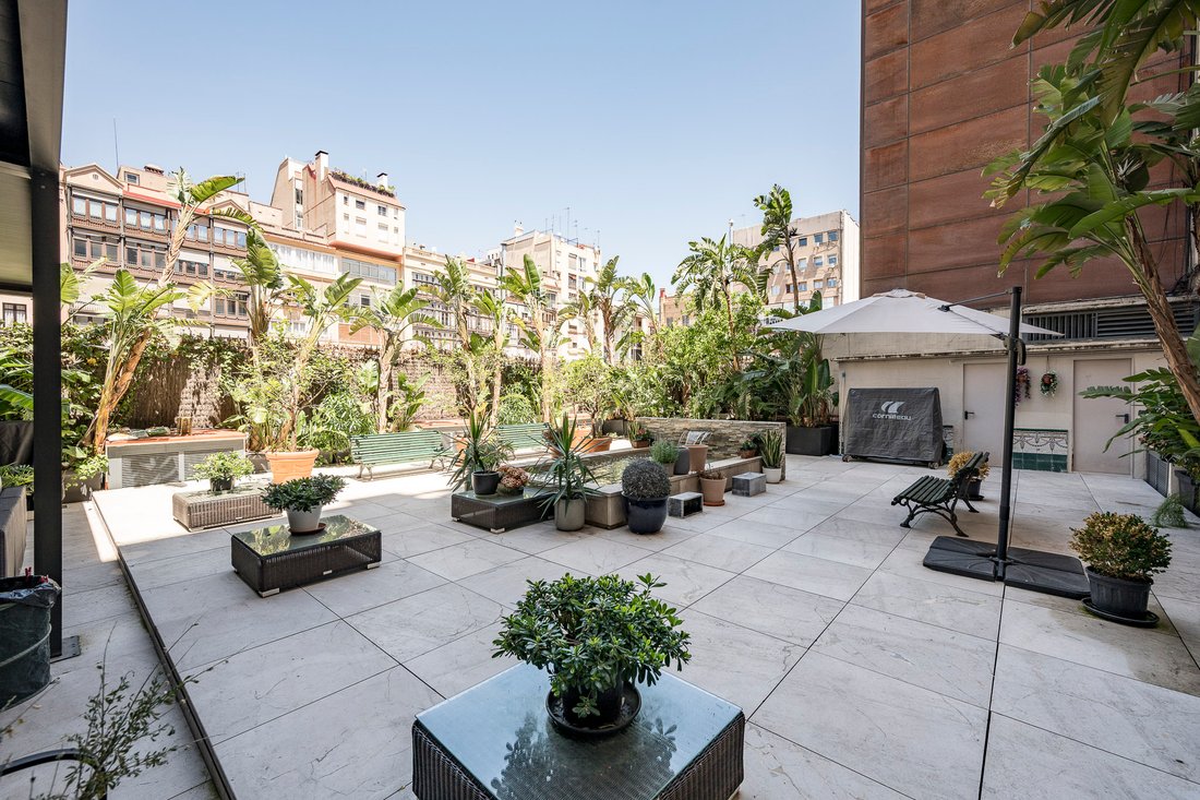 Apartment in Eixample, Barcelona, Spain 1 - 18226945