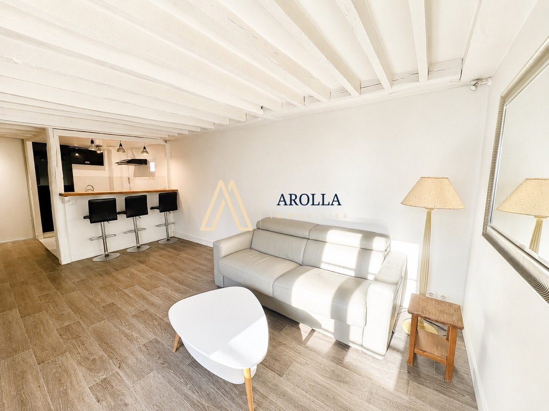 Apartment in Lorette-Martyrs, Paris 9e Arrondissement, Paris 1 - 18229150